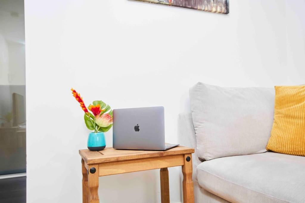 Dellehomes- Free Parking, Wfh, Family-Friendly Manchester Dış mekan fotoğraf