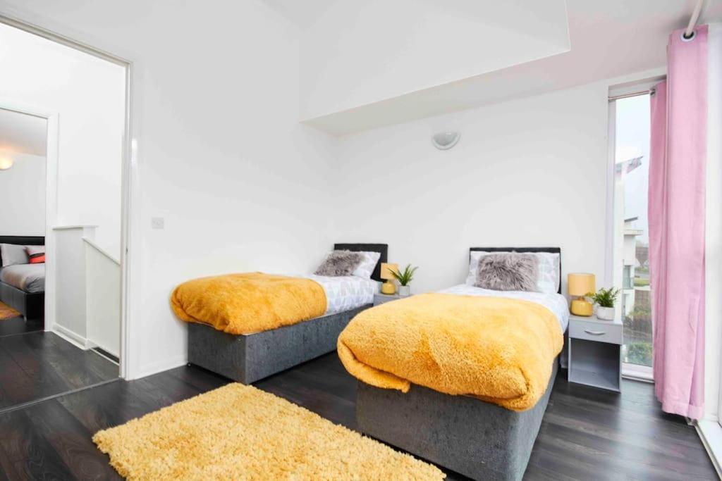 Dellehomes- Free Parking, Wfh, Family-Friendly Manchester Dış mekan fotoğraf