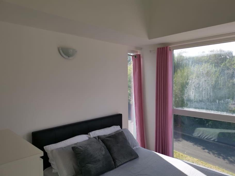 Dellehomes- Free Parking, Wfh, Family-Friendly Manchester Dış mekan fotoğraf