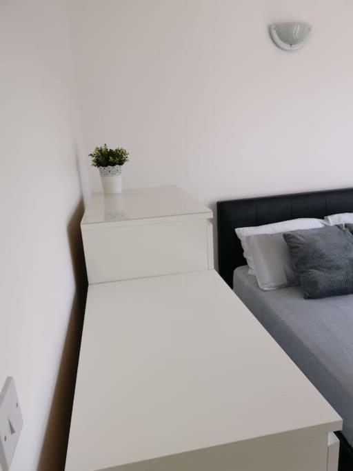 Dellehomes- Free Parking, Wfh, Family-Friendly Manchester Dış mekan fotoğraf